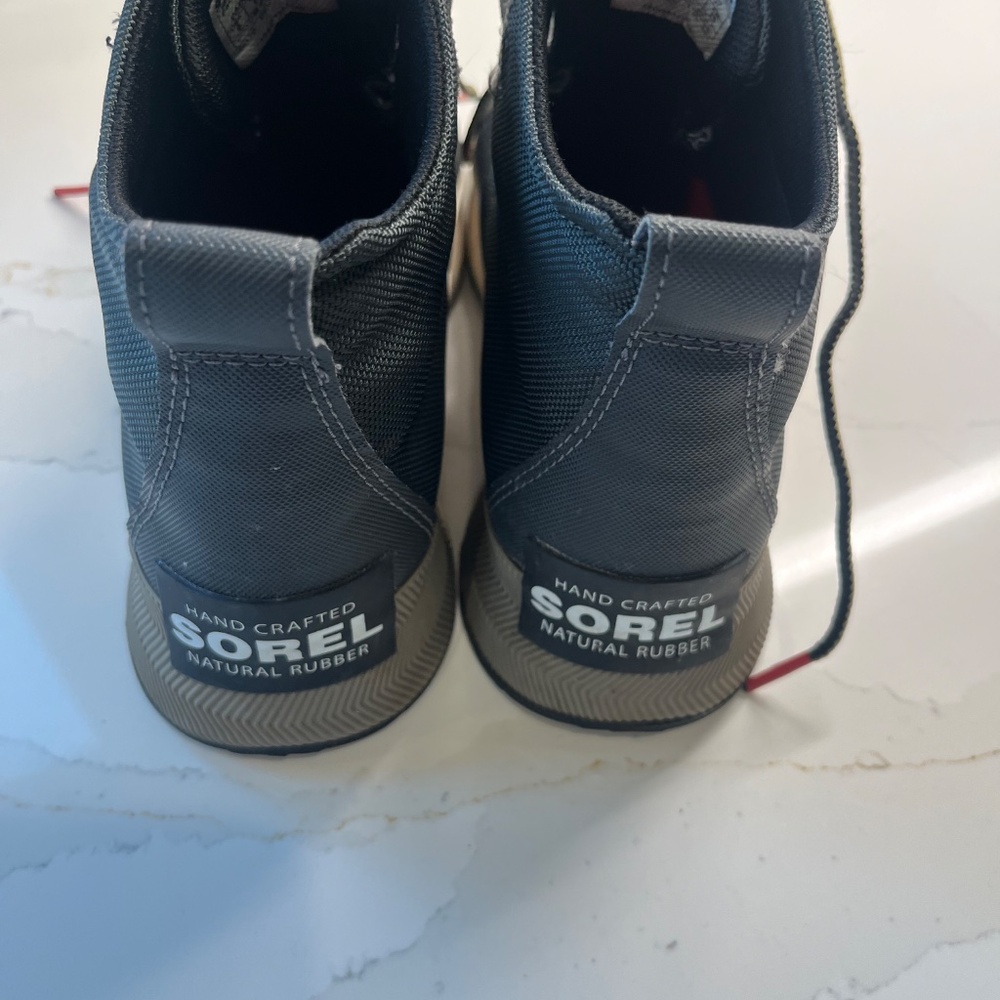 Sorel Out ‘n About Classic Duck boot in dark moss, black - Picture 2 of 5